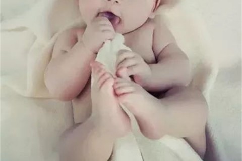 夏季怎么穿可以避免深圳捐卵宝宝感冒受凉？生病要怎么穿？